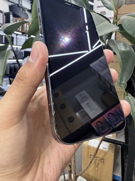 Iphone 12 pro 128/71