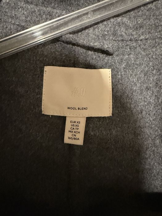 Палто h&m със съдържание на вълна