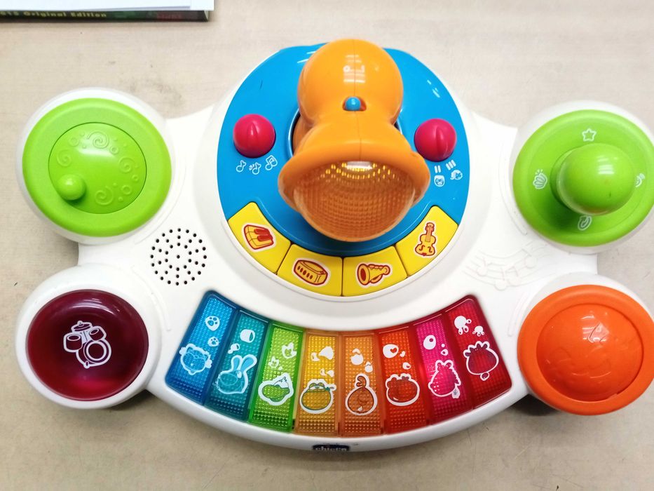 Детско музикално пиано Baby Star, Chicco + ПОДАРЪК музикална играчка