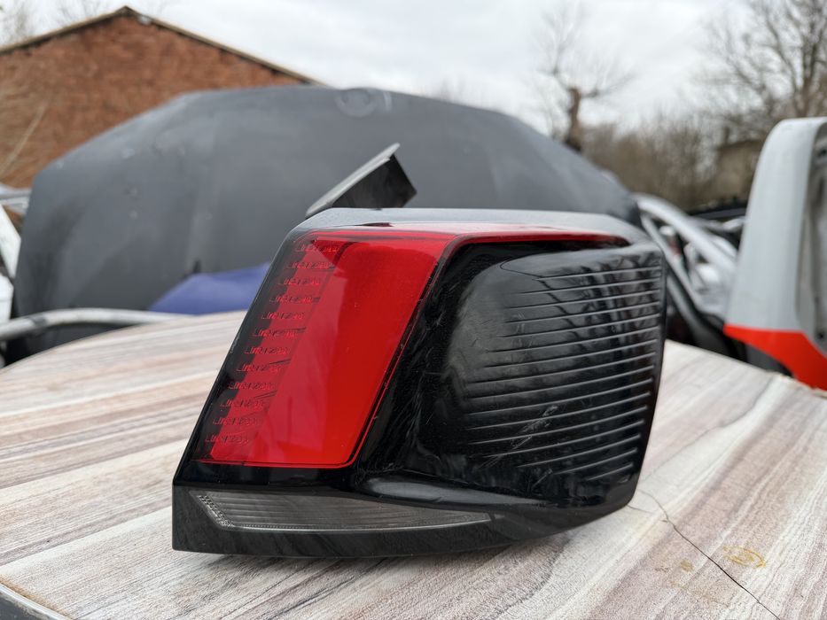 Стоп Peugeot 3008