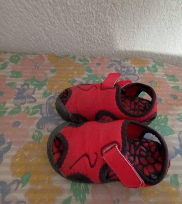 Детски обувки...