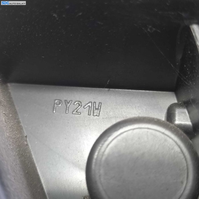 Soclu Suport Bec Becuri pentru Stop Lampa Tripla Dreapta Dacia Sandero 2 2012 - 2018 [2129]