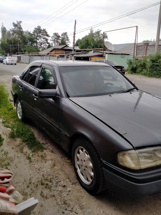 Продам Mercedes Benz C 200