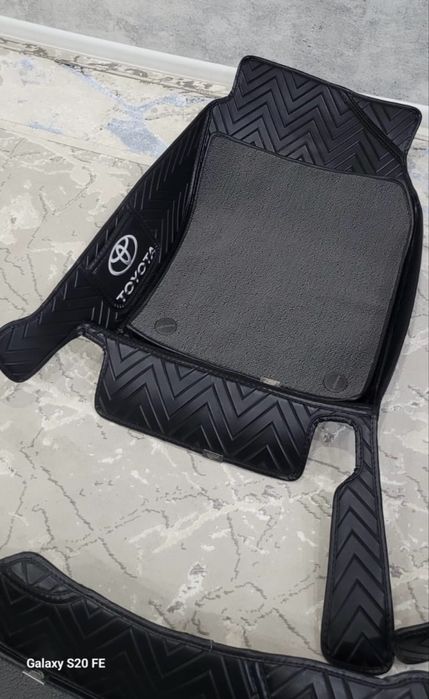 Коврики 5-D на Toyota Corolla E210