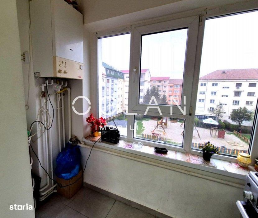 2 camere Valea Aurie, et.3, balcon, comision 0%