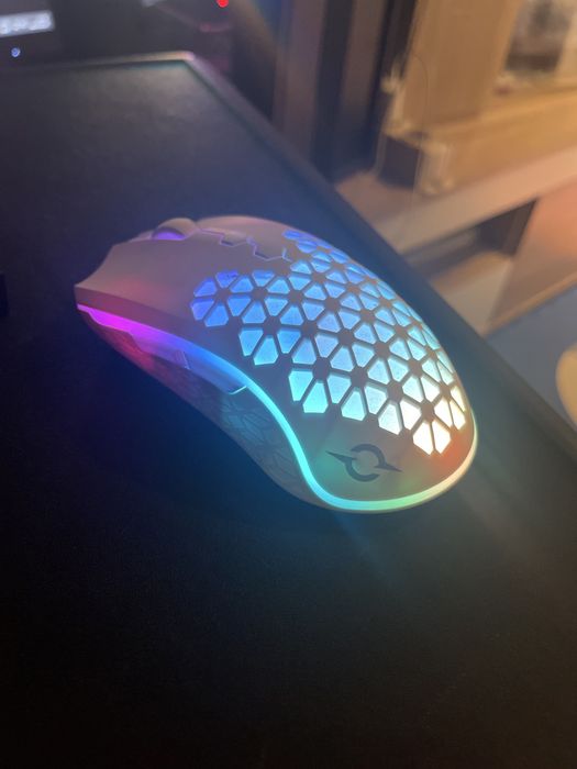 Vand sau schimb pc de gaming