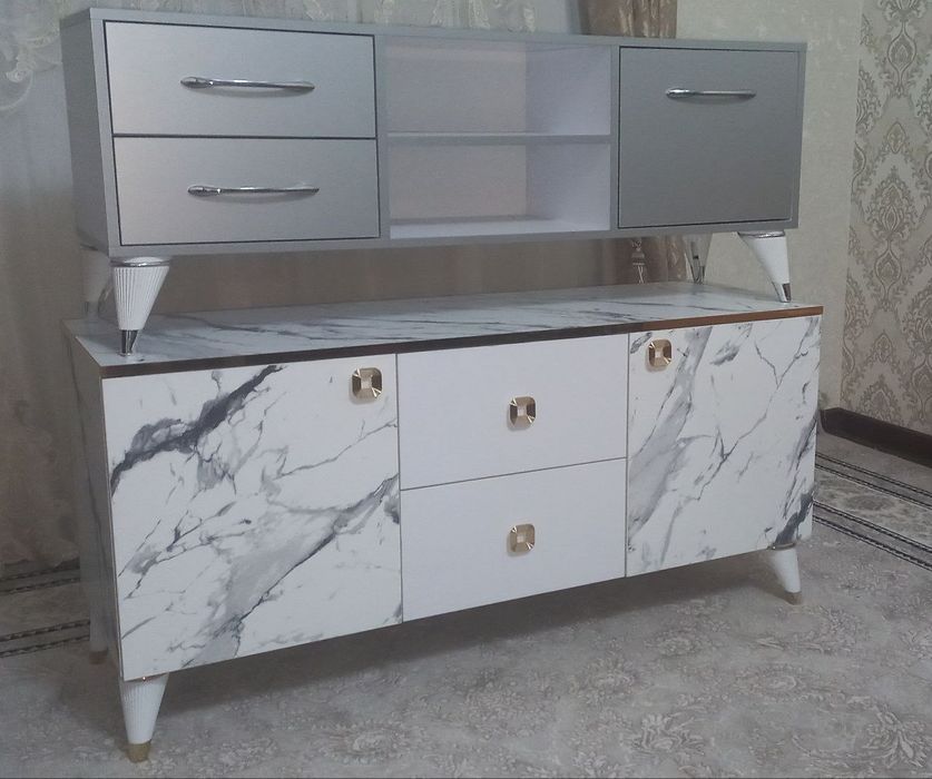 Поставка для Т.В