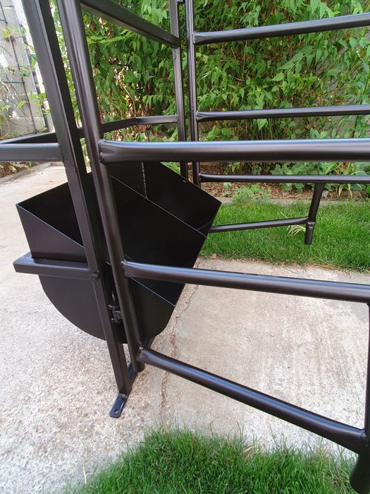 Fătare scroafe boxe