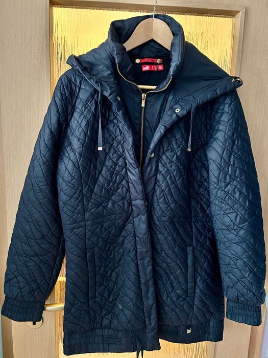 Дамско черно яке Puma