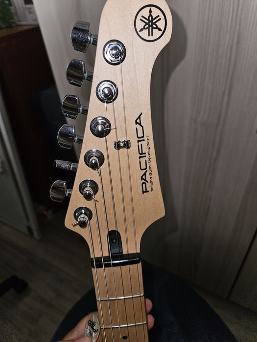 Електрическа Китара Yamaha Pacifica PAC112V - ice blue СПЕШНО