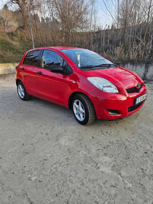 Toyota Yris -benzin