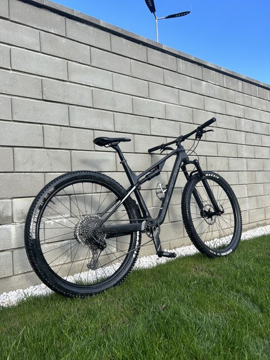 Canyon Lux CF carbon, full suspension, RockShox World Cup, 29”