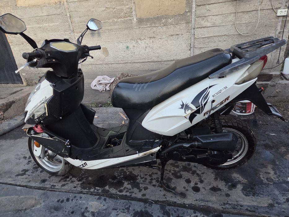 Продам скутер racer