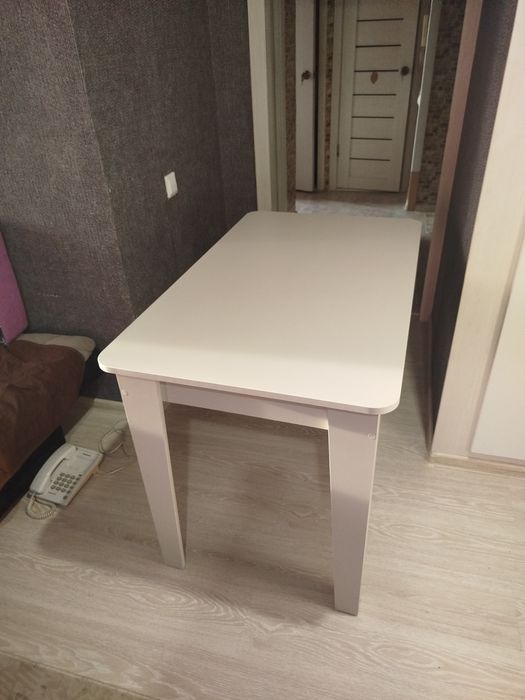 Стол обеденный новый