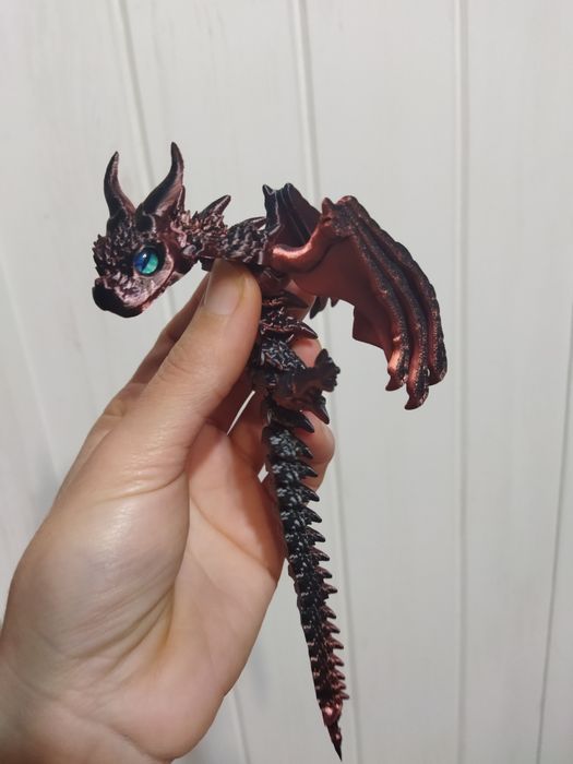 3D принтирано драконче с крила