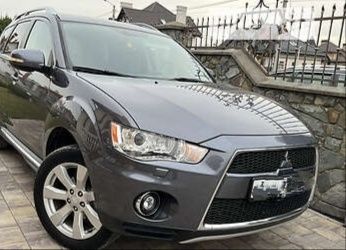 Mitsubishi outlander