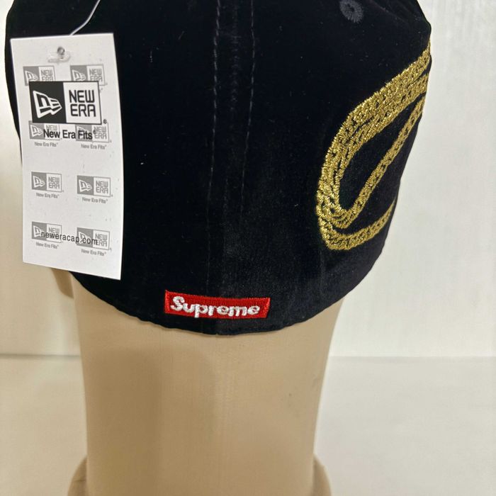 Уникални шапки с права козирка S shapki s prava kozirka  шапка fitted