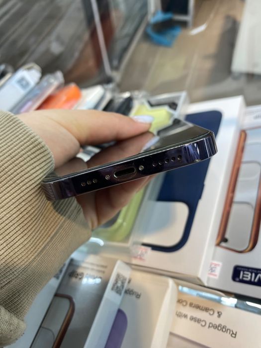 Продам 14 про 256 гб