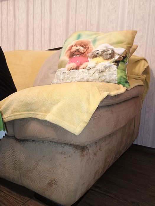 Спешно: Диван – изключително запазен като нов