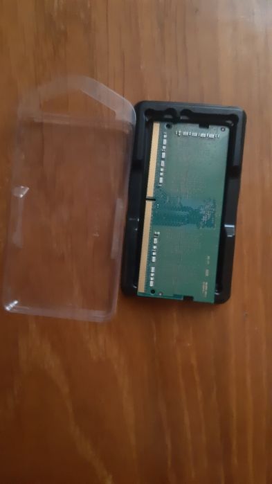 ноутбук учун озу сотилади