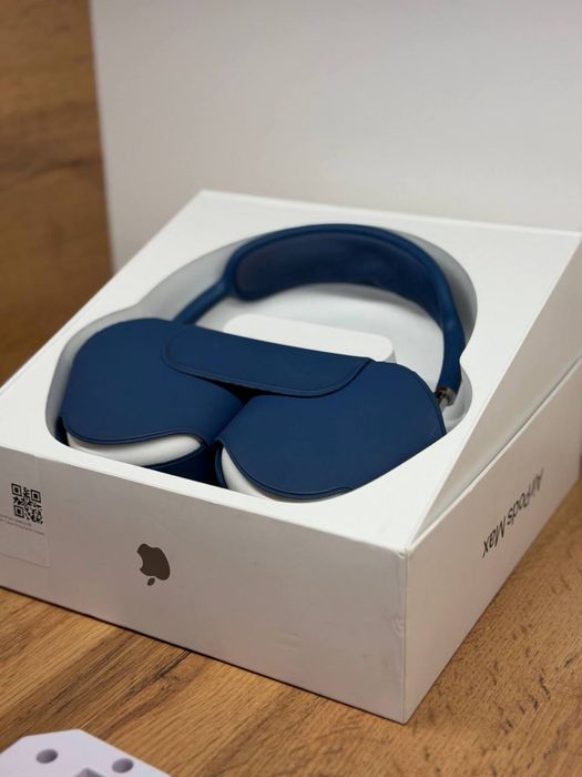 AirPods Max 1 версия
