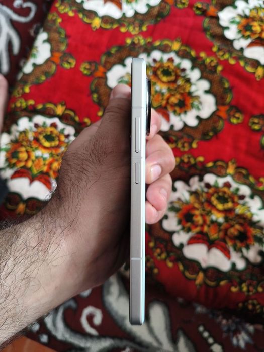 REDMI k80pro 12/256 holati ideal