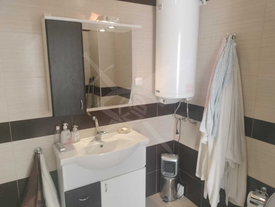 Продава се Двустаен апартамент в Хисаря - 150 кв.м за 767 €/кв.м - Снимка #4