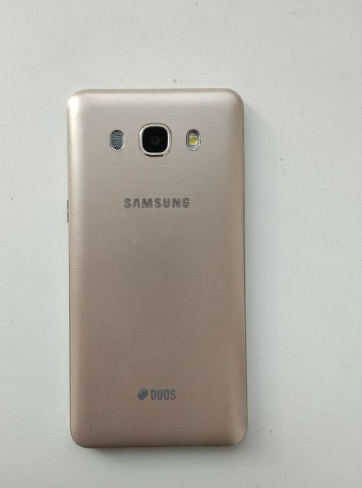 продам срочно не дорогоСамсунг ЖД 5