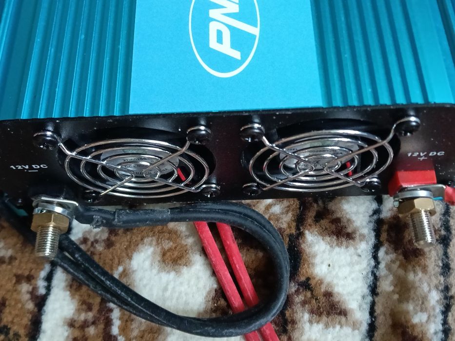 Invertor de tensiune PNI SP1000W cu sinusoida pura, alimentare 12V sinus pur