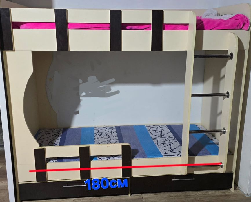 Кровать детская двухярусная