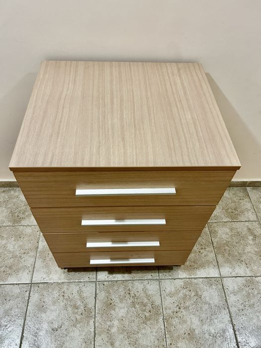 Шкаф 88 × 66 × 56 см