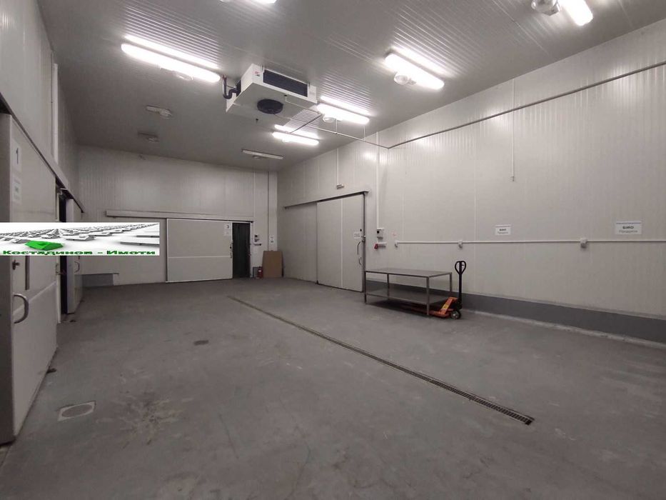 Продава се Промишлена сграда в Ихтиман - 5930 кв.м за 95 €/кв.м - Снимка #4