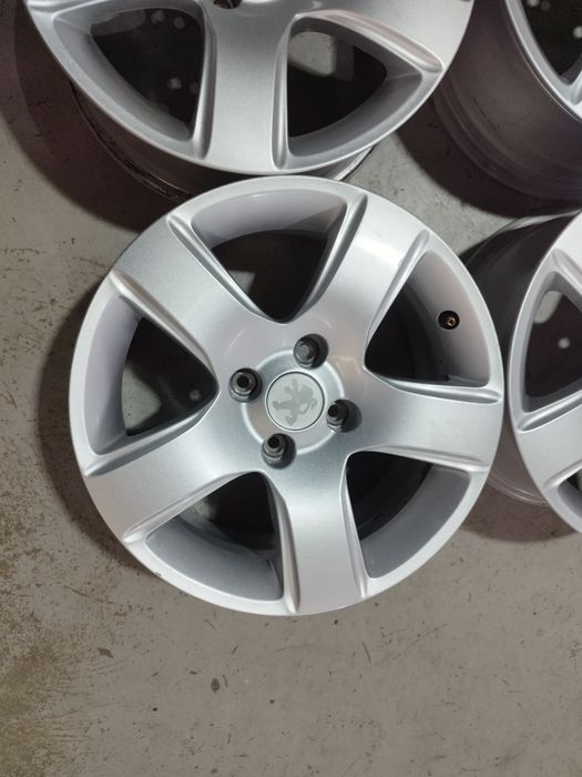 Jante originale Peugeot 4x108 r16