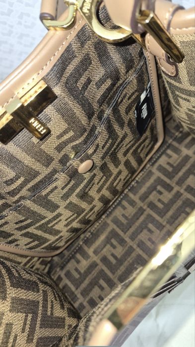 Сумка FENDI женская