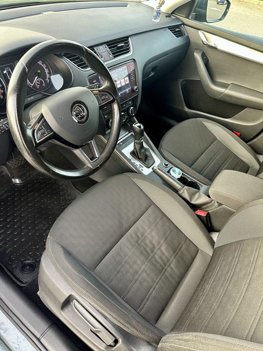Vând skoda octavia 2018 automat