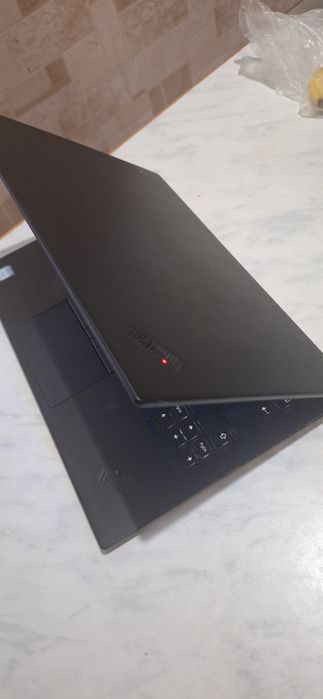 Lenovo ThinkPad X1 Carbon Gen 6 – i7 / 16GB /256GB NVMe