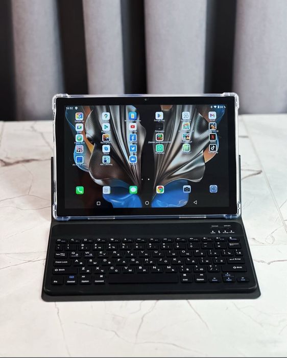 Планшет G2000