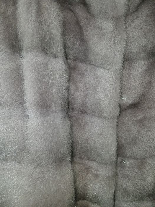 Продам норковую шубу