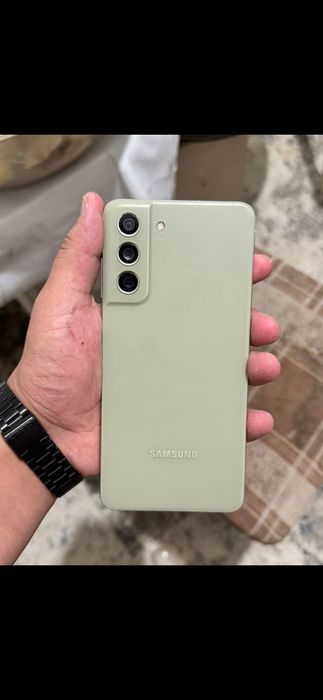 Самсунг с 21фе в идеал сост