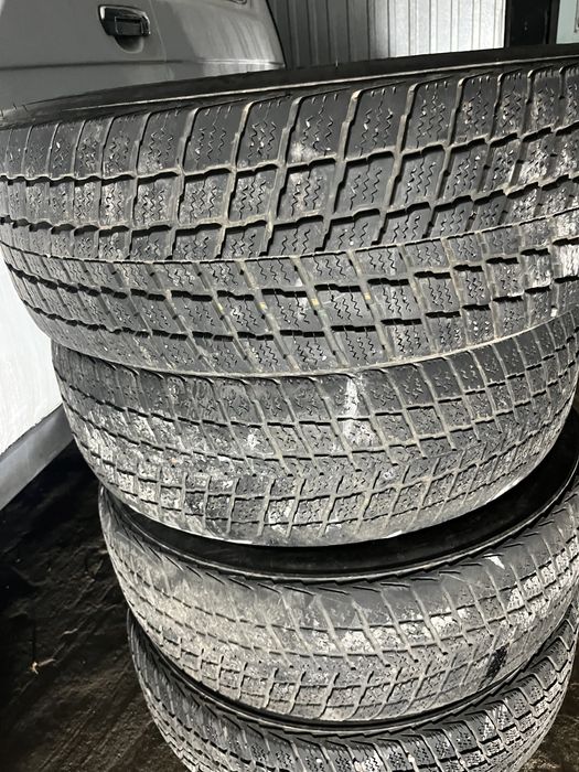Продам шины зимние