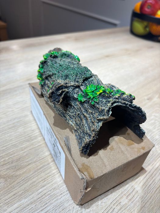 Хралупи за терариум и влечуги