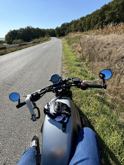 Vand Moto Guzzi v7 Stone III 850cc (nu Honda, Harley Davidson, Yamaha)