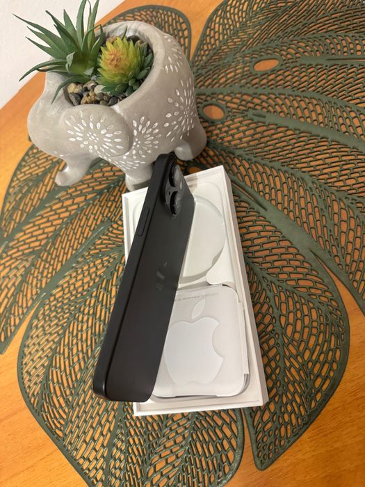 Iphone 15 84% перфектен