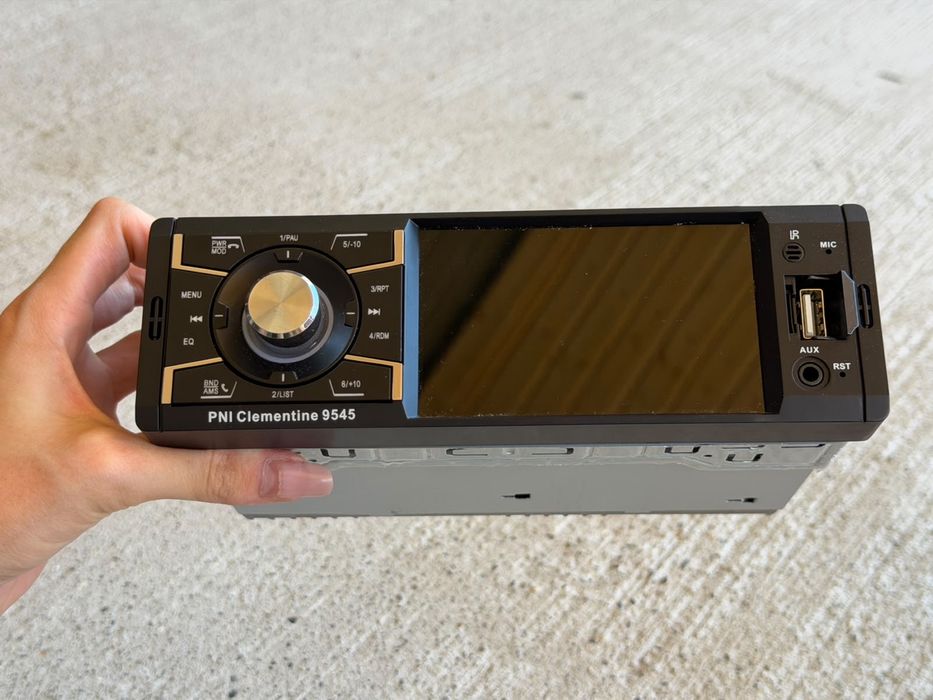 MP5 Player auto cu bluetooth