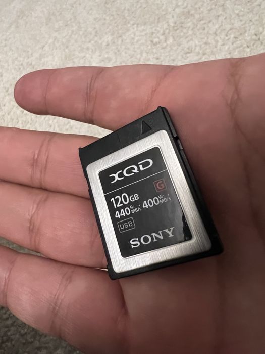 Card memorie Sony XQD 120Gb Seria G Write 400Mb/s
