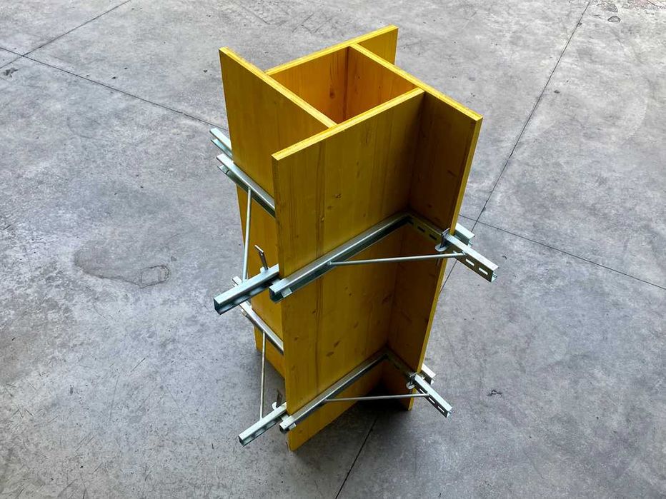 Montant cofraje 50 cm, montanti profil U cu cioc