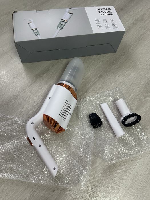 Aspirator auto fara fir 120w (puternic)