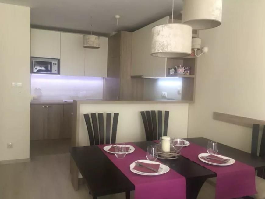 Дава се под наем Двустаен апартамент в София, Кръстова вада - 64 кв.м за 750 € - Снимка #1