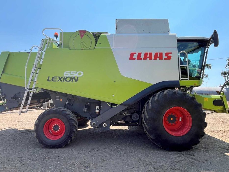 Combina CLAAS Lexion 650-  4x4