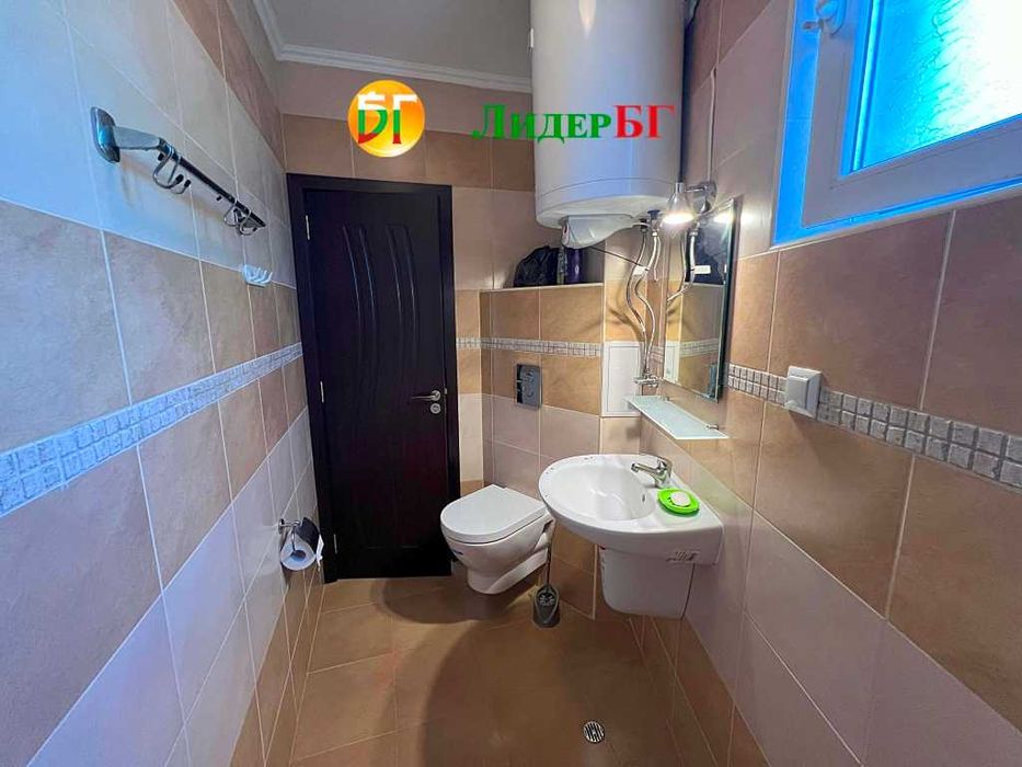 Малък двустаен апартамент с вътрешен двор